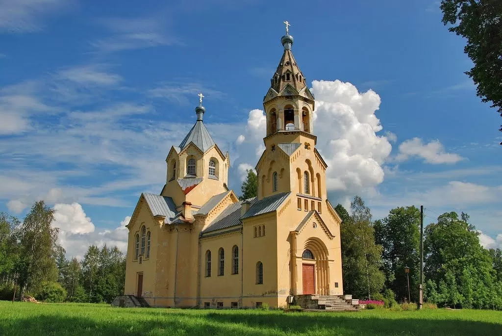 Кладбище в п. Лисино-Корпус