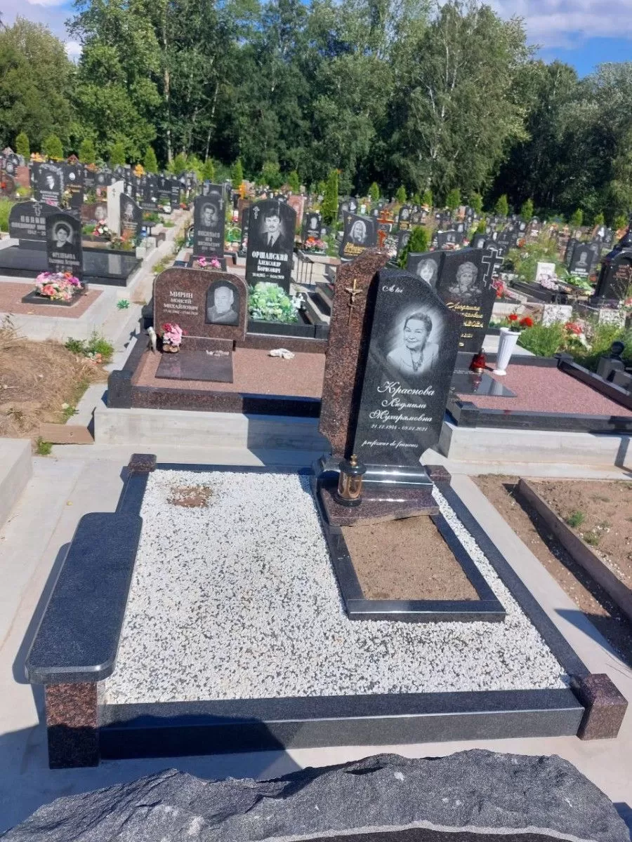 02.08.2024 года. Комбинированный памятник и мемориальный комплекс