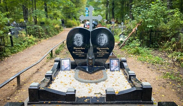 Эксклюзивный памятник "Разбитое сердце"