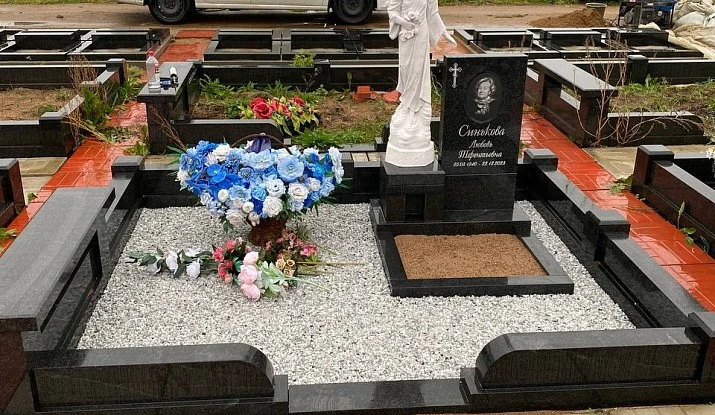 19.08.2025 года. Памятник-скульптура ангела