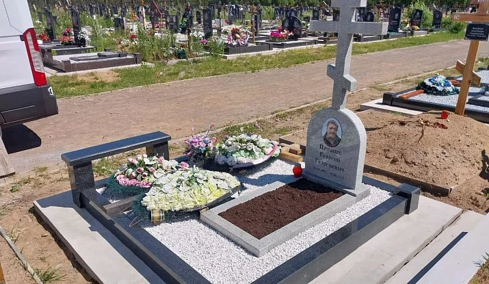 22.11.2024 года. Памятник крест с голгофой