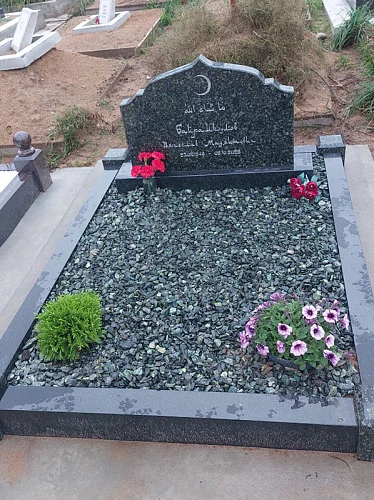 20.06.2024 года. Мусульманский памятник из балтик грин