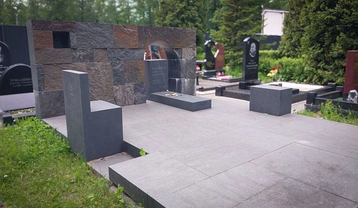 17.11.2024 года. Мемориальный комплекс в кубическом стиле