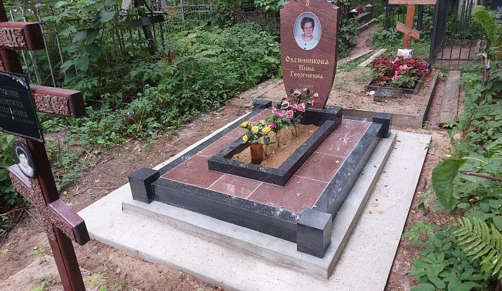 16.06.2024 года. Памятник из разных сортов камня