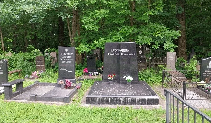 17.11.2024 года. Мемориальный комплекс с оптической иллюзией