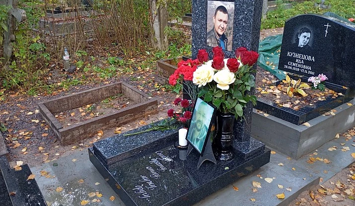 20.06.2025 года. Гранитный памятник на урновом участке