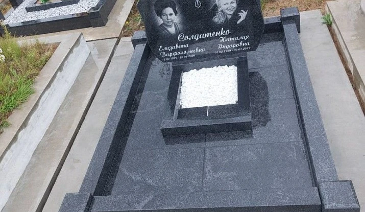 19.06.2024 года. Мемориальный комплекс и семейный памятник