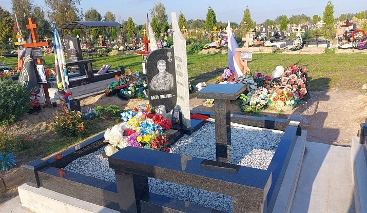 19.08.2025 года. Воинский памятник участнику СВО