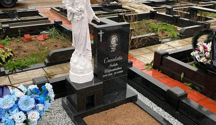 19.08.2025 года. Памятник-скульптура ангела