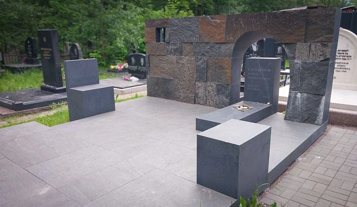 17.11.2024 года. Мемориальный комплекс в кубическом стиле