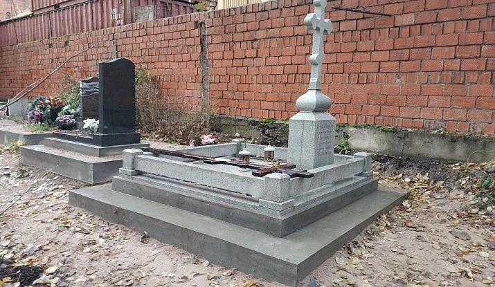 19.06.2024 года. Гранитный комплекс (крест с голгофой)