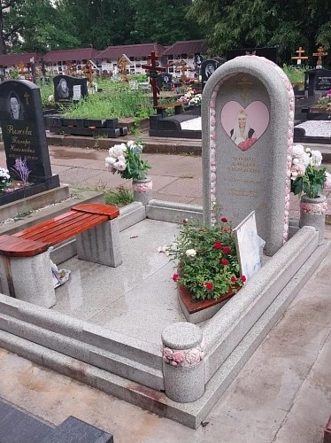 18.11.2024 года. Женственный памятник из мансура