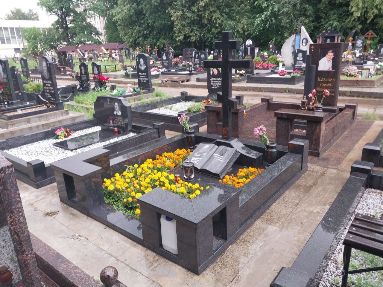 18.11.2024 года. Крест с голгофой и малыми формами