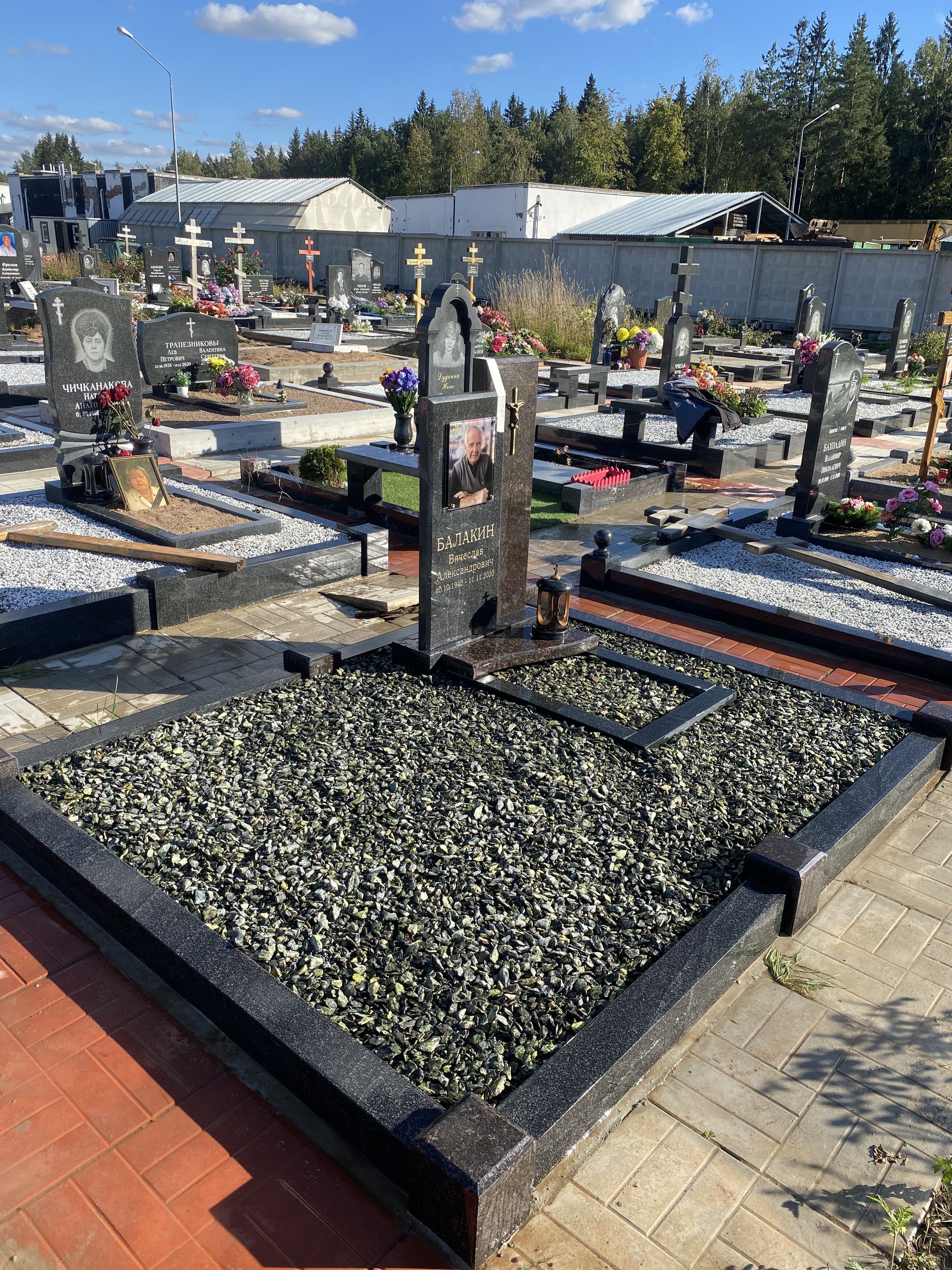 16.06.2024 года. Гранитный комплекс из разных сортов гранита