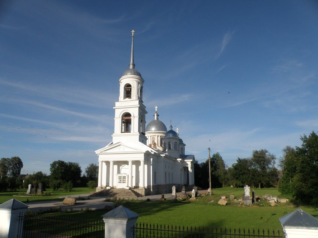 Кладбище в д. Надкопанье