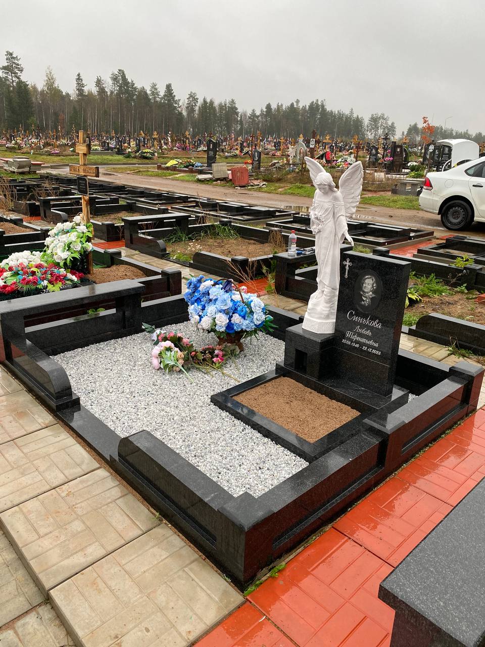 19.08.2025 года. Памятник-скульптура на Белоостровском кладбище 19.08.2025 года. Памятник-скульптура на Белоостровском кладбище