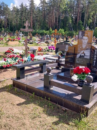 19.08.2025 года. Воинский памятник участнику СВО