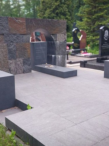 17.11.2024 года. Мемориальный комплекс в кубическом стиле