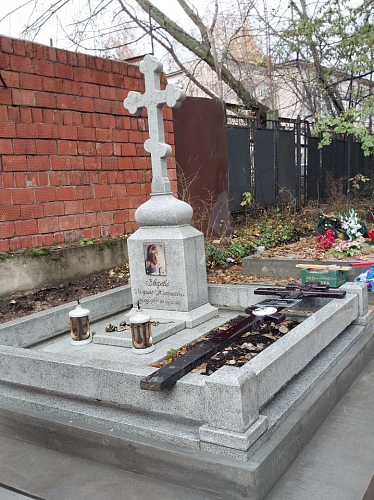 19.06.2024 года. Гранитный комплекс (крест с голгофой)