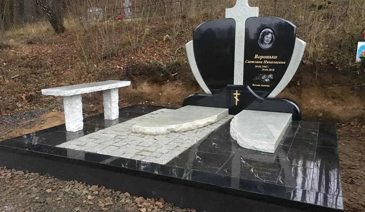 Доставка памятника до места захоронения