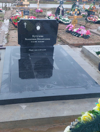 Гранитные комплексы из черного гранита (Кутузова), Новое Колпинское городское кладбище