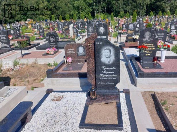 Комбинированный памятник и мемориальный комплекс, кладбище Памяти жертв 9го января