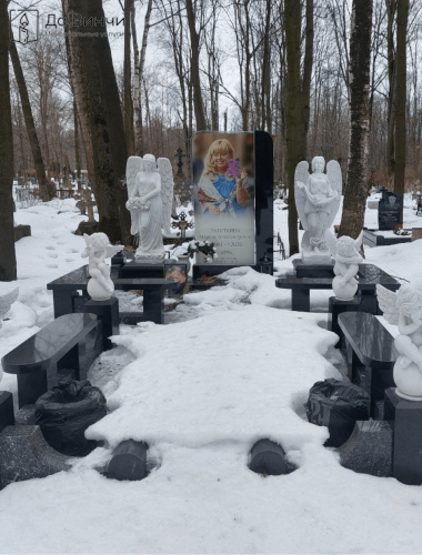 Эксклюзивный памятник на Смоленском кладбище